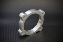 गैलरी व्यूवर में इमेज लोड करें, Torque Solution Throttle Body Spacer (Silver): Hyundai Genesis V6 3.8L 2013+