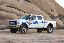 Carica l&#39;immagine nel visualizzatore di Gallery, Fabtech 08-16 Ford F250 4WD 6in 4 Link System w/Perf. Shocks
