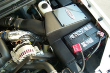 गैलरी व्यूवर में इमेज लोड करें, Volant 99-03 Ford Excursion 7.3 V8 Primo Closed Box Air Intake System