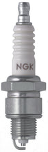 Laden Sie das Bild in den Galerie-Viewer, NGK Standard Spark Plug Box of 4 (BP7HS-10)