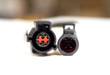 गैलरी व्यूवर में इमेज लोड करें, Kooks 05-10 Mustang GT 3V &amp; 07-10 GT500 4V 12in - 02 Ext Harn -Each