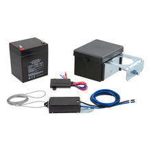 Carica l&#39;immagine nel visualizzatore di Gallery, Curt Soft-Trac 2 Breakaway Kit w/Charger