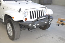 गैलरी व्यूवर में इमेज लोड करें, DV8 Offroad 07-18 Jeep Wrangler JK/JL FS-7 Mid Length Steel Front Bumper w/ LED Lights