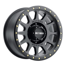 Charger l'image dans la galerie, Method MR305 NV 20x9 +18mm Offset 8x6.5 130.81mm CB Matte Black Wheel