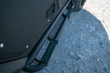 Laden Sie das Bild in den Galerie-Viewer, RBP RX-3 Step Bars 07-17 Jeep Wrangler Unlimited (4 Door) - Black