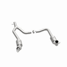 Carica l&#39;immagine nel visualizzatore di Gallery, Magnaflow Conv DF 2009-2014 E-150 4.6 L Underbody