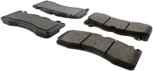 Carica l&#39;immagine nel visualizzatore di Gallery, StopTech 15-18 Ford Mustang Front Street Brake Pads w/Shims &amp; Hardware
