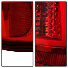 Laden Sie das Bild in den Galerie-Viewer, Spyder Chevy Silverado 1500/2500 03-06 Version 2 LED Tail Lights - Red Clear ALT-YD-CS03V2-LED-RC