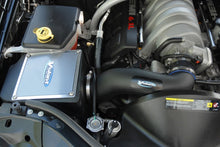 गैलरी व्यूवर में इमेज लोड करें, Volant 06-10 Jeep Grand Cherokee 6.1 V8 Pro5 Closed Box Air Intake System