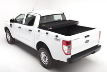 Carica l'immagine nel visualizzatore di Gallery, Extang 09-13 Nissan Frontier (6ft Bed) (w/ or w/o Track Sys) (6ft) Solid Fold 2.0