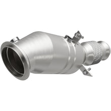 Carica l&#39;immagine nel visualizzatore di Gallery, MagnaFlow Conv DF 2016 BMW 428i 2.0L Underbody