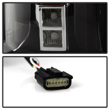 Laden Sie das Bild in den Galerie-Viewer, xTune GMC Yukon 15-17 LED Tail Lights (Escalade Style) - Black ALT-JH-GY15-2IN1LED-BK