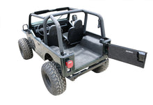 Carica l&#39;immagine nel visualizzatore di Gallery, BedRug 81-86 Jeep CJ-7 Rear Kit w/o Gussets 4pc Cargo Kit (Incl Tailgate &amp; Cargo Liner)