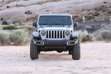 Carica l&#39;immagine nel visualizzatore di Gallery, Fabtech 2020 Jeep Gladiator JT 6 Cyl 4WD 3in Trail System w/DL 2.25 Resi Shocks
