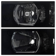 Carica l&#39;immagine nel visualizzatore di Gallery, Xtune Chevy Silverado 07-13 Crystal Headlights Black Smoked HD-JH-CS07-AM-BSM