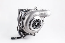 Laden Sie das Bild in den Galerie-Viewer, Garrett GT3794VA Turbo Kit - Chevy Duramax 6.6L 2004.5-2009 Stage 1 AVNT