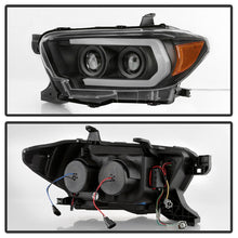 Cargar imagen en el visor de la galería, Spyder 16-18 Toyota Tacoma Projector Headlights - Seq LED Turn - Black - PRO-YD-TT16-LB-BK