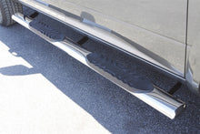 Laden Sie das Bild in den Galerie-Viewer, Lund 10-17 Dodge Ram 2500 Crew Cab 5in. Oval Straight SS Nerf Bars - Polished