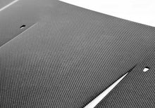 गैलरी व्यूवर में इमेज लोड करें, Seibon 05-12 Range Rover Sport TM-Style Carbon Fiber Hood