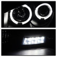 Carica l&#39;immagine nel visualizzatore di Gallery, Spyder Dodge Ram 1500 06-08 06-09 Projector Headlights LED Halo LED Blk Smke PRO-YD-DR06-HL-BSM