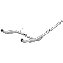 Carica l&#39;immagine nel visualizzatore di Gallery, MagnaFlow Conv Direct Fit OEM 2004-2005 Ford Explorer/Mercury Mountaineer Underbody