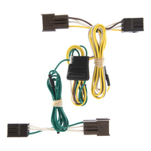 गैलरी व्यूवर में इमेज लोड करें, Curt 00-03 Ford Taurus Custom Wiring Harness (4-Way Flat Output)