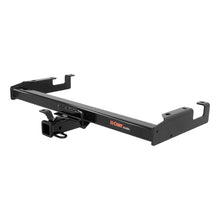 Load image into Gallery viewer, Curt 01-07 Chevrolet Silverado 2500HD (8ft Bed) Class 4 Trailer Hitch w/2in Receiver