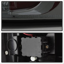 Carica l&#39;immagine nel visualizzatore di Gallery, Spyder Chevy Suburban/GMC Yukon/Yukon Denali 07-14 LED Tail Lights Smke ALT-YD-CSUB07-LED-SM