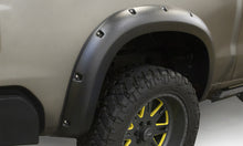 Laden Sie das Bild in den Galerie-Viewer, Lund 19-21 GM Silverado/Sierra RX-Rive Textured Elite Series Fender Flares w/Black Bolts - Black 4pc