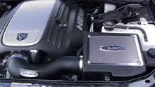 गैलरी व्यूवर में इमेज लोड करें, Volant 05-10 Dodge Charger 5.7L Pro5 Closed Box Air Intake System