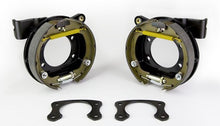 गैलरी व्यूवर में इमेज लोड करें, Wilwood Brackets (2) - Disc/Drum Big Ford-New 2.36in Offset 1pc ventd