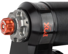 गैलरी व्यूवर में इमेज लोड करें, Fox 2.5 Factory Series 12in. IB Piggyback Reservoir Coilover DSC Adjuster - Blk (2,1/70)