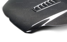 Charger l&#39;image dans la galerie, Seibon 12-13 Ford Focus RS-Style Carbon Fiber Hood