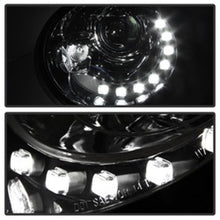 Laden Sie das Bild in den Galerie-Viewer, Spyder Volkswagen Beetle 1998-2005 Projector Headlights DRL Chrome PRO-YD-VB98-DRL-C