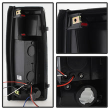 Carica l&#39;immagine nel visualizzatore di Gallery, Xtune Yukon Denali 99-00 LED Tail Lights Black Smoked ALT-JH-CCK88-LED-BKSM