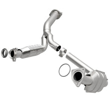 Carica l&#39;immagine nel visualizzatore di Gallery, MagnaFlow Conv DF 07-09 Chevy/GMC Silverado/Suburban/Sierra/Tahoe/Yukon