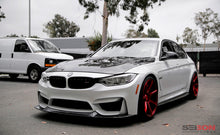 Charger l&#39;image dans la galerie, Seibon 2014+ BMW F80 OE Style Carbon Fiber Hood