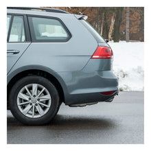 Carica l&#39;immagine nel visualizzatore di Gallery, Curt 15-16 Volkswagen Golf Sportwagen TSI Class 1 Trailer Hitch w/1-1/4in Receiver
