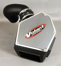गैलरी व्यूवर में इमेज लोड करें, Volant 10-12 Dodge Ram 2500 6.7 L6 Primo Closed Box Air Intake System