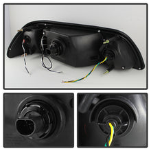 गैलरी व्यूवर में इमेज लोड करें, Spyder Ford Mustang 87-93 1PC LED (Replaceable LEDs)Crystal Headlights Black HD-YD-FM87-1PC-LED-BK