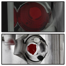 Carica l&#39;immagine nel visualizzatore di Gallery, Spyder Chevy Avalanche 02-06 Euro Style Tail Lights Smoke ALT-YD-CAV04-SM