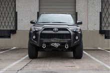 Carica l'immagine nel visualizzatore di Gallery, Road Armor 14-20 Toyota 4Runner Stealth Front Low Profile Winch Bumper w/Single Row Light - Tex Blk