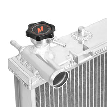Laden Sie das Bild in den Galerie-Viewer, Mishimoto 06-12 Holden Commodore VE V8 Aluminum Radiator