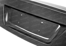 Carica l&#39;immagine nel visualizzatore di Gallery, Seibon 12-14 Mercedes C-Class OE Style Carbon Fiber Trunk