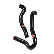 Carica l'immagine nel visualizzatore di Gallery, Skunk2 06-09 Honda Civic Si Radiator Hose Kit (Blk/Rd 2 Hose Kit)