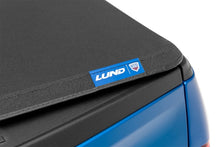 Laden Sie das Bild in den Galerie-Viewer, Lund 99-17 Ford F-250 Super Duty (8ft. Bed) Genesis Elite Tri-Fold Tonneau Cover - Black