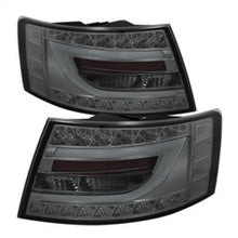 Carica l&#39;immagine nel visualizzatore di Gallery, Spyder Audi A6 05-08 4Dr Sedan Light Bar LED Tail Lights Smke ALT-YD-AA605-LBLED-SM