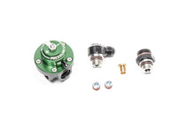 Carica l'immagine nel visualizzatore di Gallery, Radium Engineering Direct Mount Regulator 8AN ORB - Green