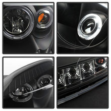 Carica l&#39;immagine nel visualizzatore di Gallery, Spyder Dodge Ram 1500 06-08/Ram 2500 06-09 Projector Headlights LED Halo LED Blk PRO-YD-DR06-HL-BK