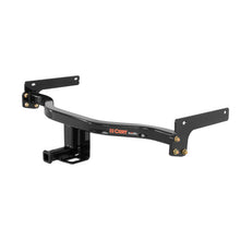 Cargar imagen en el visor de la galería, Curt 15-19 Lincoln MKC Class 2 Trailer Hitch w/1-1/4in Receiver